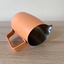 WPM #22 Slow Pour Extra Round Spout Espresso Steaming Milk Frothing Pitcher | Stainless Steel | Milk Jug & Barista Tool for Cappuccino & Latte, Amateurs, Professionals & Coffee Lover, 450 ML, Peach Fuzz